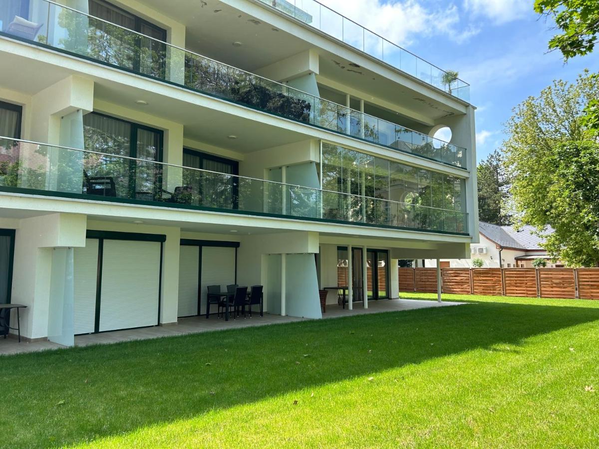 Villa Bauhaus Dream Deluxe T Siófok Exteriér fotografie